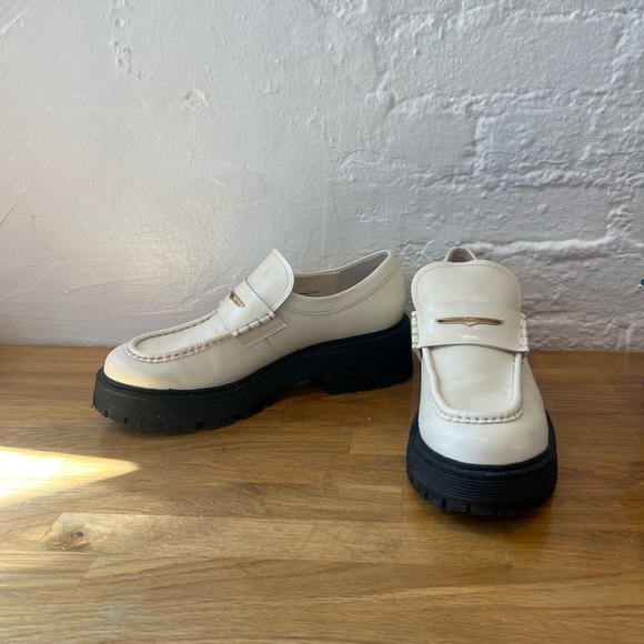 Steve Madden Shoes - Steve Madden Lawrence White Loafer